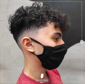 Corte Americano pra Cabelo Cacheado Masculino – Quarto Sete