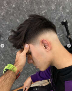 degradê em V Cabelo liso 