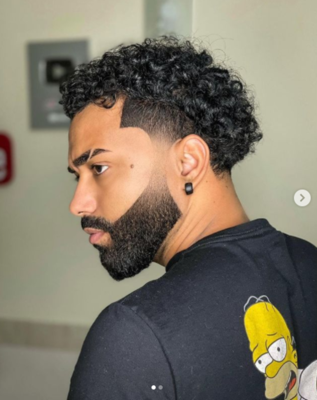 Corte Americano pra Cabelo Cacheado Masculino – Quarto Sete