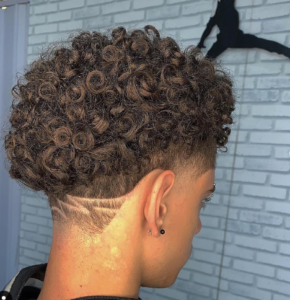 Corte americano cacheado Corte americano cacheado