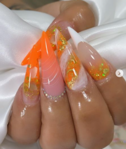 Unhas de gel decoradas