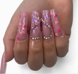 Unhas Decoradas em Pedrarias