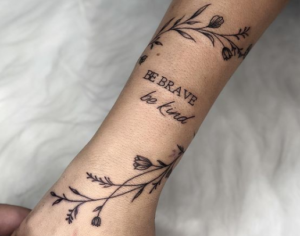 Tatuagem Feminina Minimalista