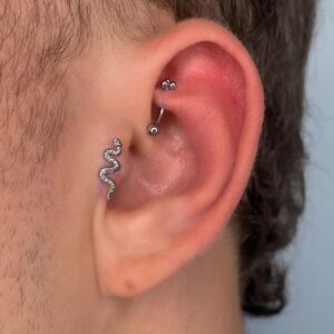 Piercing Masculino na Orelha