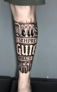 Tatuagem masculina Tatuagem masculina